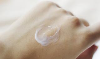 欧莱雅光学嫩肤眼霜 欧莱雅光学嫩肤眼霜