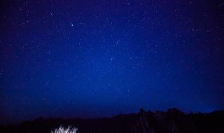 夜空中最亮的星原唱
