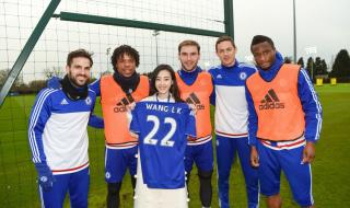 切尔西奥斯卡去哪了